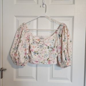Abercrombie Cropped Puff Sleeve Top